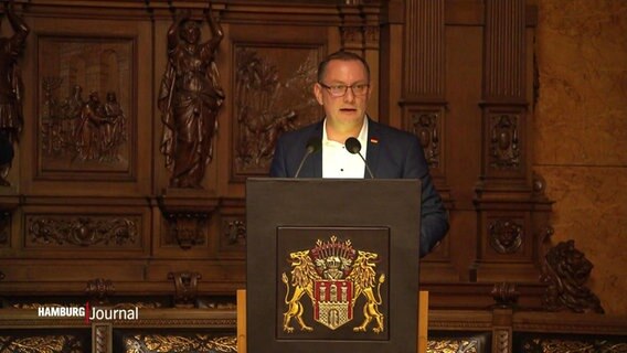 Tino Chrupalla bei einer Rede im Hamburger Rathaus. © Screenshot 