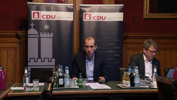 Mitglieder der CDU bei einer Sitzungi m Hamburger Rathaus. © Screenshot 