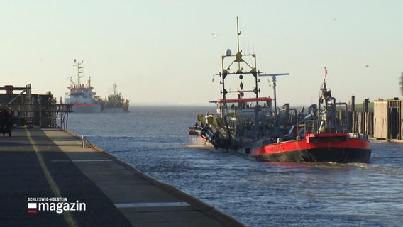 Schiffe an einer Schleuse am Nord-Ostsee-Kanal. © Screenshot 