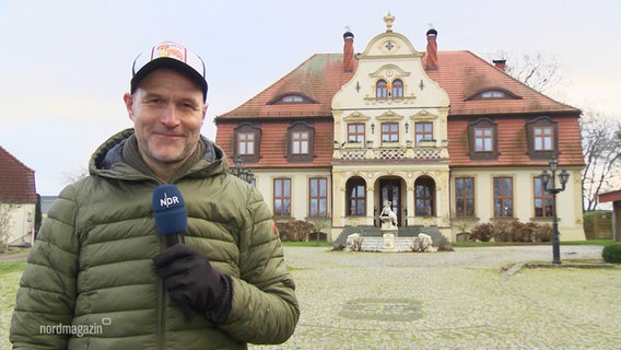 Thorsten Reinke interviewt Grundstückseigentümer_innen in Mecklenburg-Vorpommern © Screenshot 