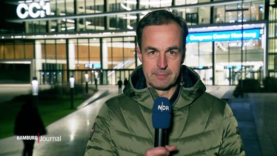 Lars Pegelow berichtet üver den HSV. © Screenshot 