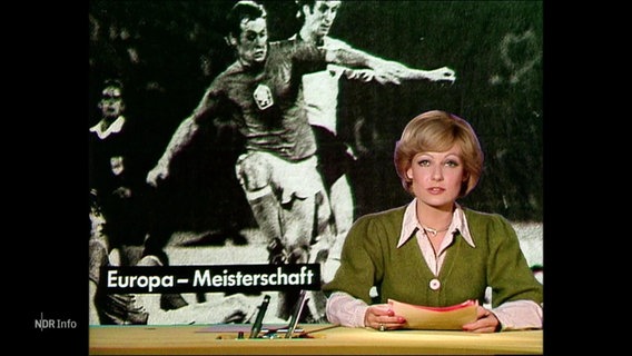 Dagmar Berghoff liest 1976 als erste Frau in der Geschichte der BRD die ARD-Nachrichten. © Screenshot 