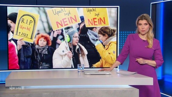 Bibiana Barth moderiert NDR Info um 16:00 Uhr. © Screenshot 