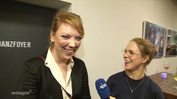 Die Schaupielerinnen Lina Beckmann und Anneke Kim Sarnau im Interview © Screenshot 