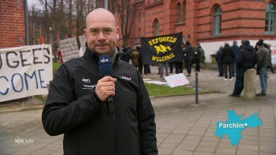 NDR-Reporter Christoph Kümmritz © Screenshot 