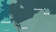 Landkarte mit dargestellter deutschen und polnischen Ostseeküste. Eingetragen sind die Städte Greifswald, Stettin, Choczewo, Danzig. Bei Choczewo ist ein Atom-Symbol eingetragen. © Screenshot 
