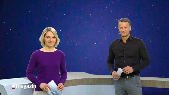 Marie-Luise Bram und Gerrit Derkowski moderieren das Schleswig-Holstein Magazin um 19:30 Uhr. © Screenshot 