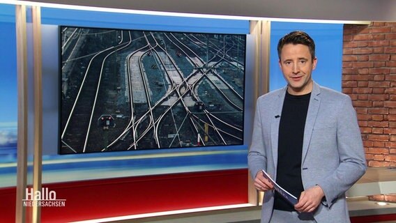 Jan Starkebaum moderiert Hallo Niedersachsen © Screenshot 