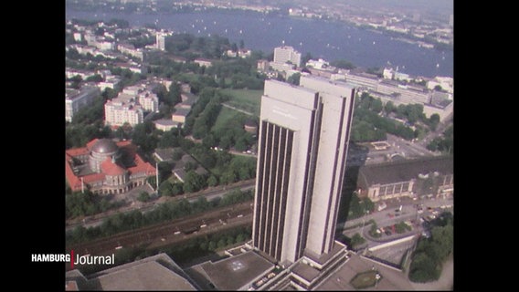 Das ehemalige Hamburg Plaza Hotel wurde im März 1973 eröffnet. © Screenshot 