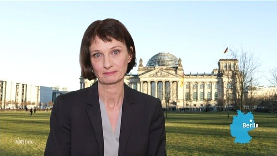 Die NDR-Reporterin Katharina Seiler berichtet vom Koalitionsausschuss aus Berlin. © Screenshot 