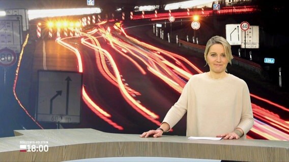 Marie-Luise Bram moderiert die Frühausgabe Schleswig Holstein Magazin. © Screenshot 