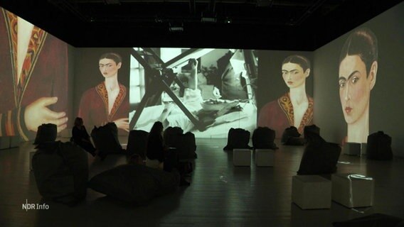 Ansicht der Ausstellung "Viva Frida Kahlo". © Screenshot 