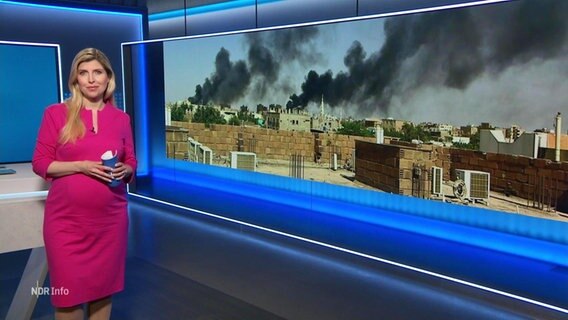 Bibiana Barth moderiert NDR Info um 17:00 Uhr. © Screenshot 