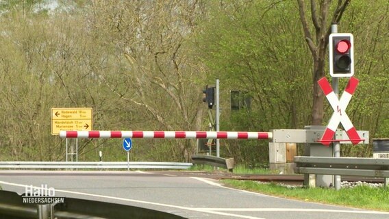 An diesem Bahnübergang ereignete sich am Wochenende ein tödlicher Unfall. © Screenshot 