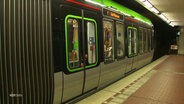 Eine U-Bahn in Hannover. © Screenshot 