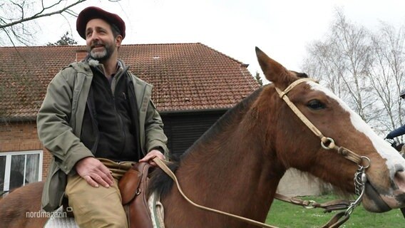 Der Argentinier Amancio Mendiondo auf seinem Pferd . © Screenshot 