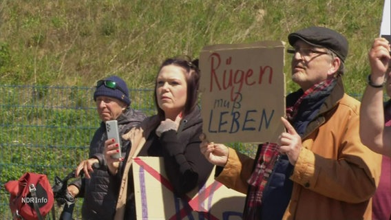 Demonstrationen gegen LNG-Terminal auf Rügen. © Screenshot 