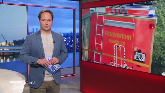 Moderator Christian Buhk im Studio © Screenshot 