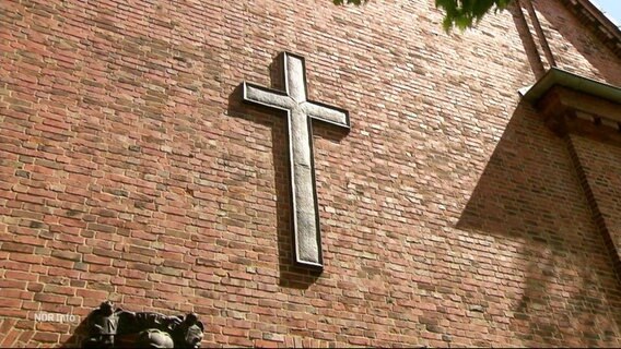 Das Kreuz der katholischen Kirche. © Screenshot 