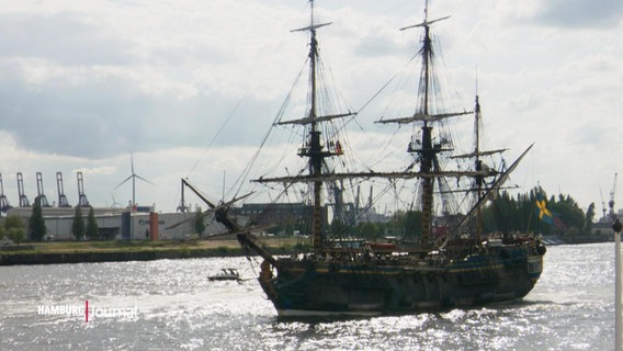 Die "Götheborg of Sweden" - größtes Holzsegelschiff der Welt - läuft in Hamburg ein. © Screenshot 