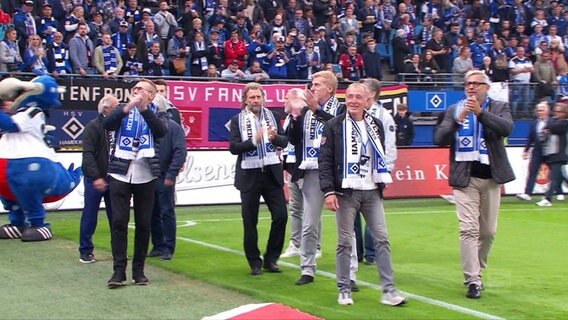 Mehrere HSV-Legenden feierten am Wochenende das Jubiläum des Europacup-Sieges vor 40 Jahren. © Screenshot 