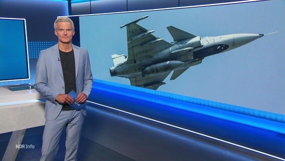 Thorsten Schröder moderiert NDR Info 16:00. © Screenshot 