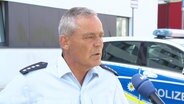 Pressesprecher der Bundespolizeiinspektion Rostock Frank Schmoll. © Screenshot 