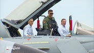 Stoltenberg und Pistorius in einem Kampfjet © Screenshot 