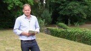 Thilo Tautz moderiert das Nordmagazin. © Screenshot 