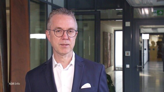 Bernd Lindner vom Niedersächsischen Landesrechnungshof. © Screenshot 