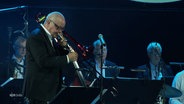Jazzmusiker Nils Landgren auf der Bühne beim JazzBaltica. © Screenshot 