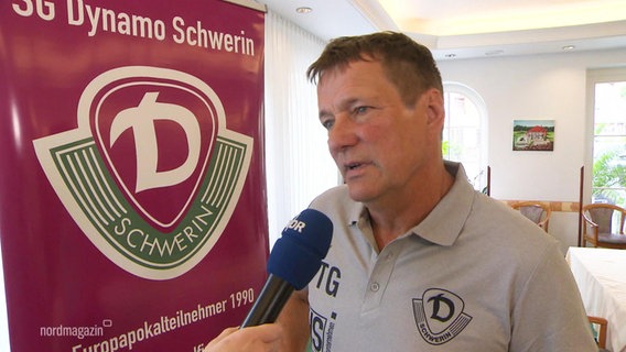 Der neue trainer von Dynamo: Torsten Gütschow. © Screenshot 