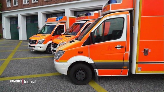 3 Rettungswagen der Feuerwehr. © Screenshot 