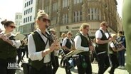 Der Musikverein Pattensen beim Schützenausmarsch in Hannover © Screenshot 