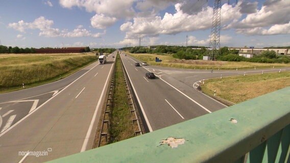 Die A19 von einer Brücke aus © Screenshot 