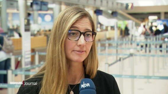 Leiterin Kommunikation des Airports Hamburg, Katja Bromm. © Screenshot 