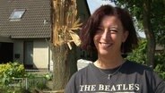 Maya hat durch den Sturm "Poly" leider einen Totalschaden am Auto. © Screenshot 