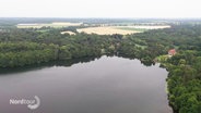 Ein Teil des Naturparks Lauenburgische Seen aus Vogelperspektive. © Screenshot 
