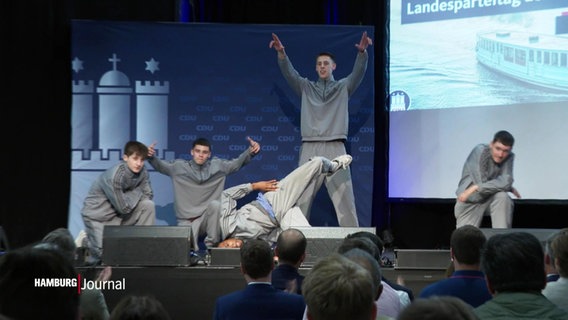 Breakdanceshow auf dem CDU Parteitag. © Screenshot 
