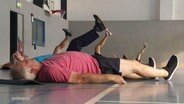 Menschen mit einer koronalen Herzkrankheit beim Sport © Screenshot 