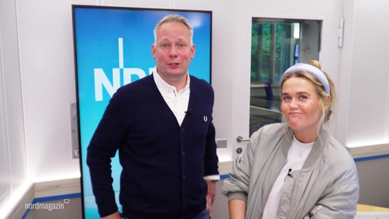 Nils Söhrens und Theresa Hebert im Studio. © Screenshot 