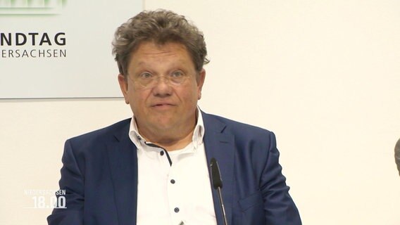 Gesundheitsminister Andreas Philippi. © Screenshot 