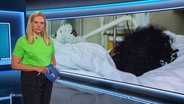 Die Moderatorin Juliane Möcklinghoff. © Screenshot 
