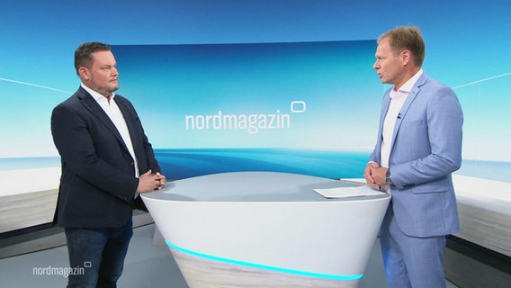 FDP-Politiker René Domke im Gespräch mit Moderator Thilo Tautz © Screenshot 