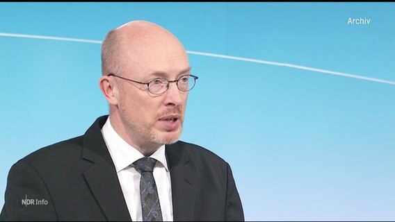 Der Minister Christian Pegel. © Screenshot 