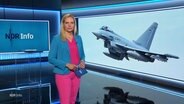 Juliane Möcklinghoff moderiert NDR Info. © Screenshot 