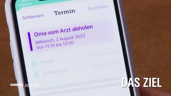 Ein Smartphonescreen auf dem steht: "Termin: Oma vom Arzt abholen". © Screenshot 