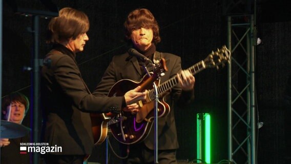 The Cavern Beatles auf der Bühne. © Screenshot 