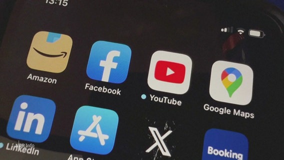 App-Logos auf einem Smartphone. © Screenshot 