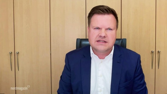 Lars Schwarz im Interview. © Screenshot 